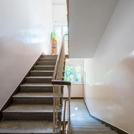 Nowa Praga Comfort By Bookinghost