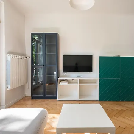 Nowa Praga Comfort By Bookinghost *